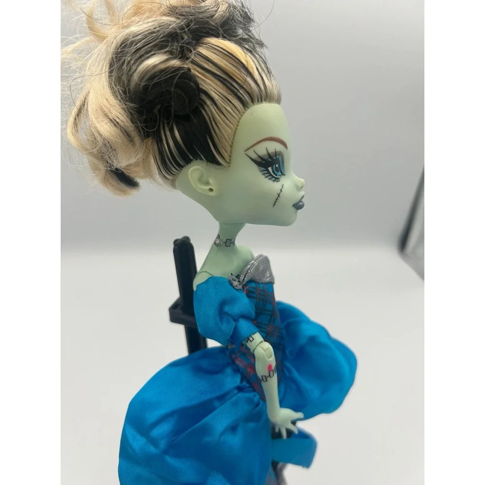 monster high see pics